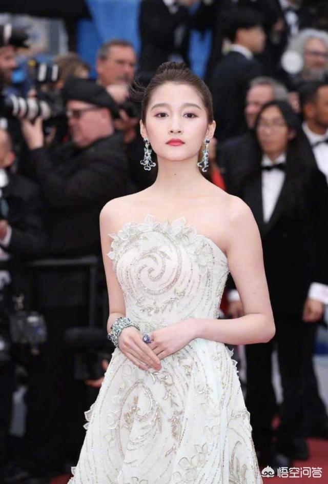 吸引眼球的霸气图片:2019年戛纳红毯上哪位女<a href=https://maguai.com/list/99-0-0.html target=_blank class=infotextkey>明星</a>的红毯造型更加高级？