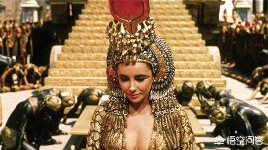 奶块埃及艳后怎么上去，扑倒恺撒、诱惑安东尼，埃及艳后是如何玩转权力游戏的