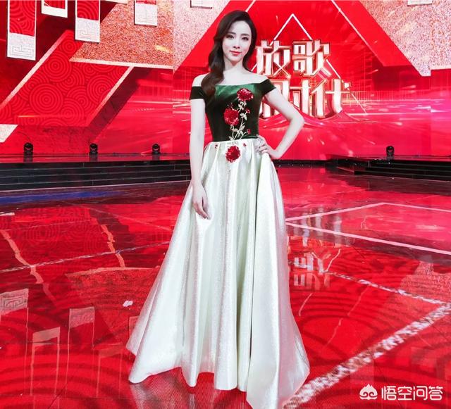 李思思结过婚吗，如何评价李思思的主持功力