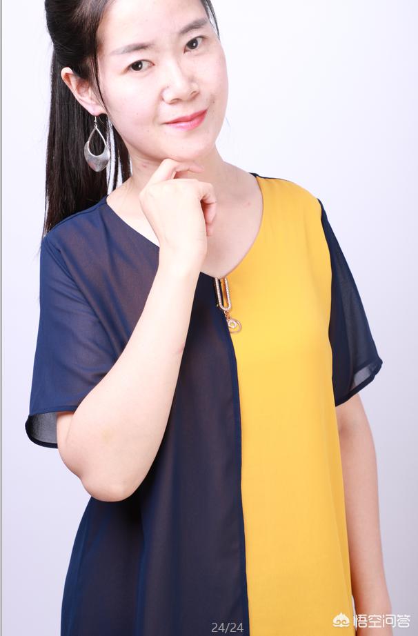 海青发型:中年女子穿什么裙子最好看