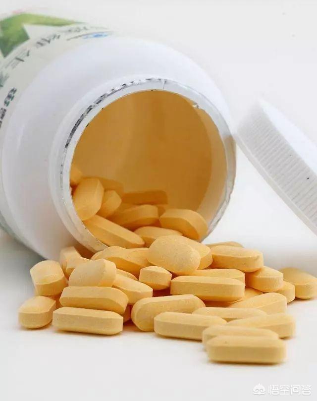 伟嘉妙鲜包有诱食剂:两个月的小猫除了猫粮还可以吃什么？