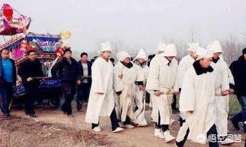 农村葬礼上，披麻戴孝，这披麻是啥讲究？有何出处？