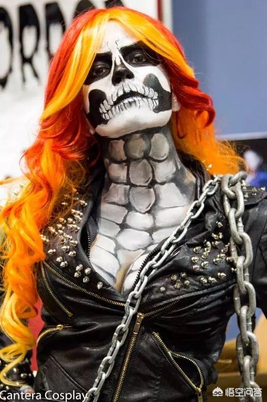 漫画家极乐鸟的联系方式:有哪些奇葩、硬核的COSPLAY？