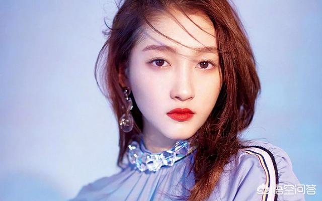 关晓彤个人资料:关晓彤和baby你们最喜欢谁呢？