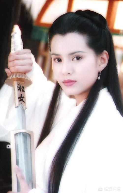 尹志平玷污小龙女:尹志平见过无数美女，为何只对小龙女着迷，是小龙女最漂亮吗？