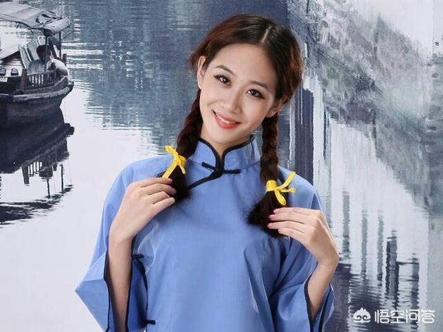 毕夏生活照:你敢不敢发一张最丑的自拍照