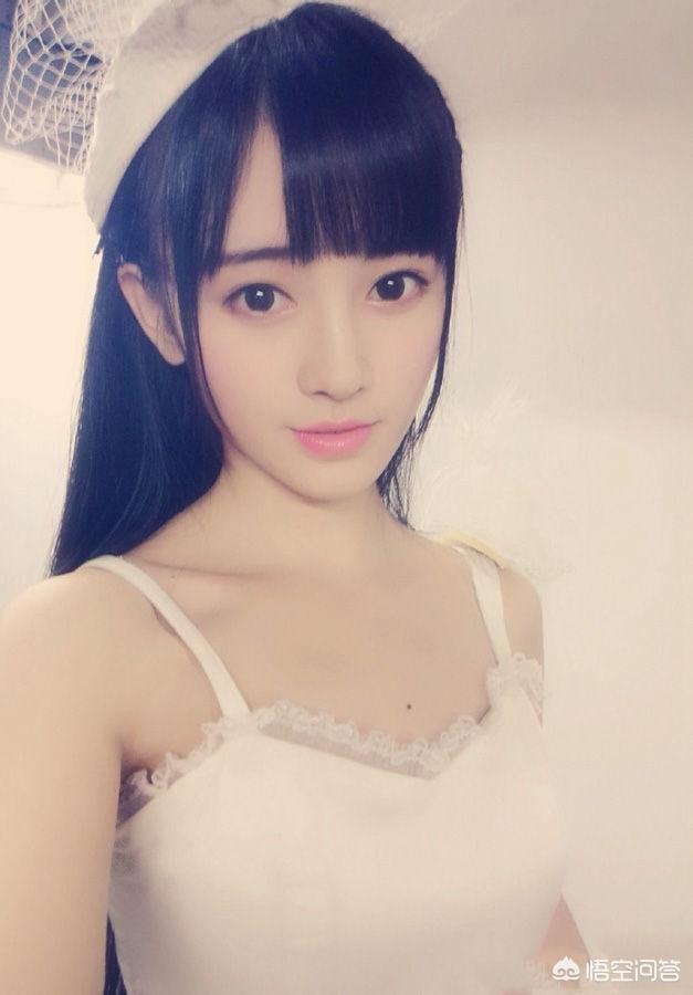 鞠婧祎和沈月,你觉得谁漂亮？