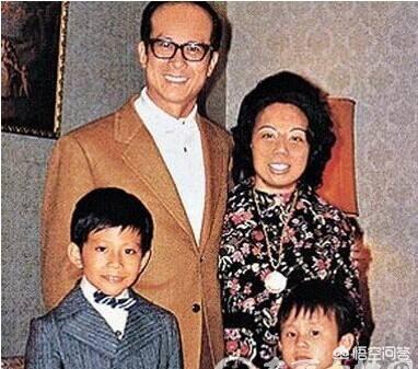陈艾琳是个富家女:穷教师女儿读大学，同住四人三人是富家女，女儿被鄙视，咋安慰
