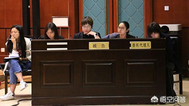 电影芳华被诉抄袭:电影《芳华》被起诉侵权，导演冯小刚是否被冤枉