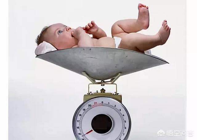 男宝宝3个多月13斤正常吗，小孩生下7斤，现刚好3个月14斤正常吗