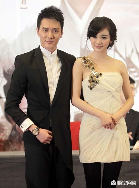 杨幂怀了李易峰的孩子:从杨幂到赵丽颖，她们离婚的底气十足！杨颖为何不敢官宣离婚？