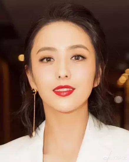 佟亚丽:你见过哪些明星们的尴尬瞬间，看一次笑一次