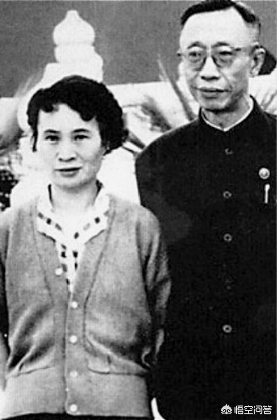 溥仪晚年灵异事件:为什么皇帝溥仪被俘虏以后，还能安享晚年到六十？