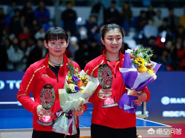 黄海诚分管孙颖莎、何卓佳和顾玉婷，发球训练的时候他只是默默帮她们捡球，你怎么看？