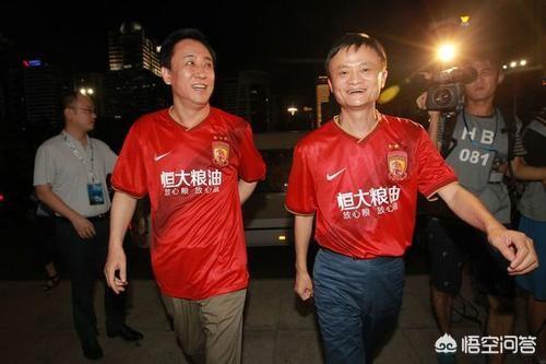 中国牧羊犬俱乐部的相关背景:经常有富豪收购足球队，是靠它盈利还是赚名气？