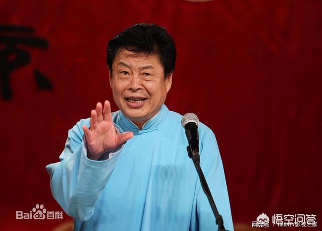 谢金因父亲的关系，在德云社里的辈分很高，他的师父是谁？他的成长经历是怎么样的？