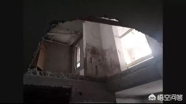 楼梯设计效果图,家里的楼梯该怎么装修才好？