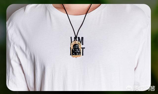 玉石新手怎么入手,新手如何挑选一款适合自己的翡翠饰品？