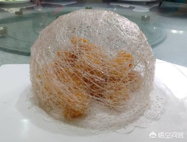 开封作为一个旅游美食城，当地比较有名的特产和小吃都有哪些