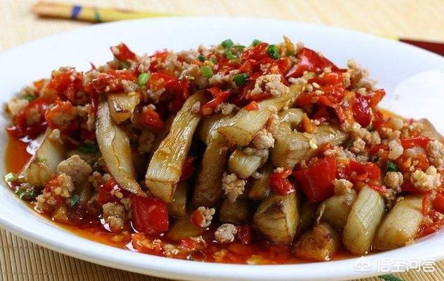 经典湘菜300例:以辣为主的湘菜，湖南人最爱的几道家常菜是什么？
