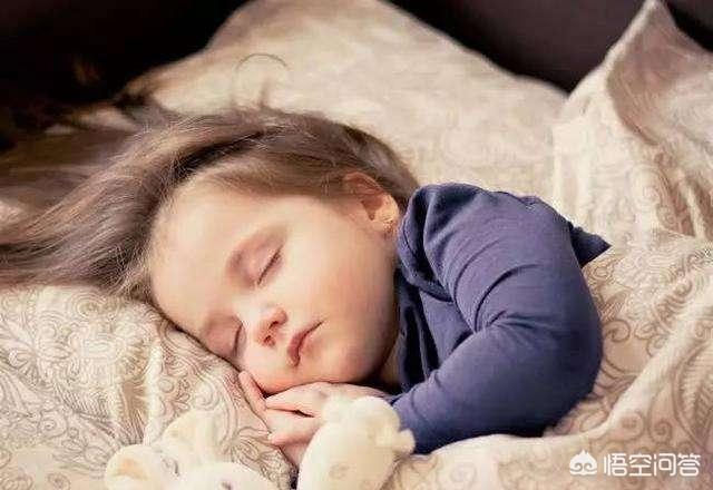 孩子可以在房间里睡觉吗;孩子长期在潮湿的房间睡觉