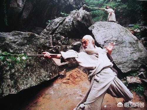 风清扬为什么会独孤九剑？他和独孤求败什么关系？