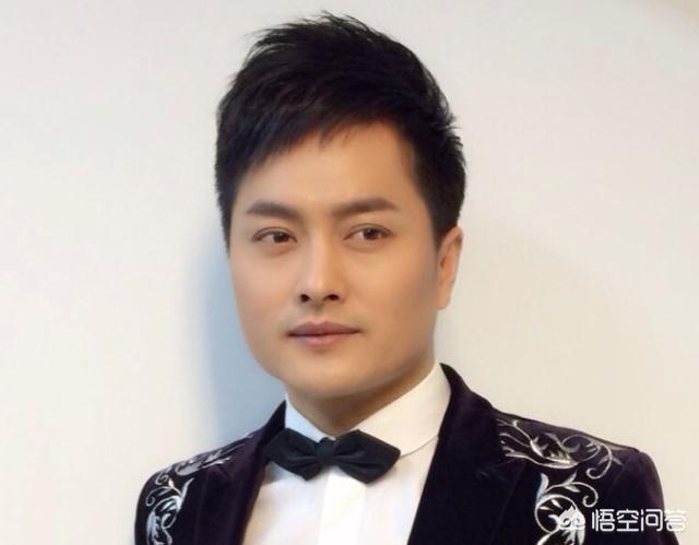 屠洪刚妻子:喜欢一个比自己小十二岁的男生怎么办