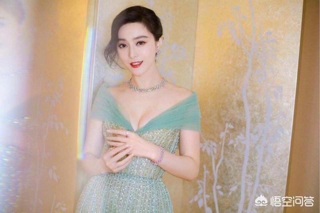巩俐的胸:娱乐圈里有哪些被炒过头的明星？为什么？