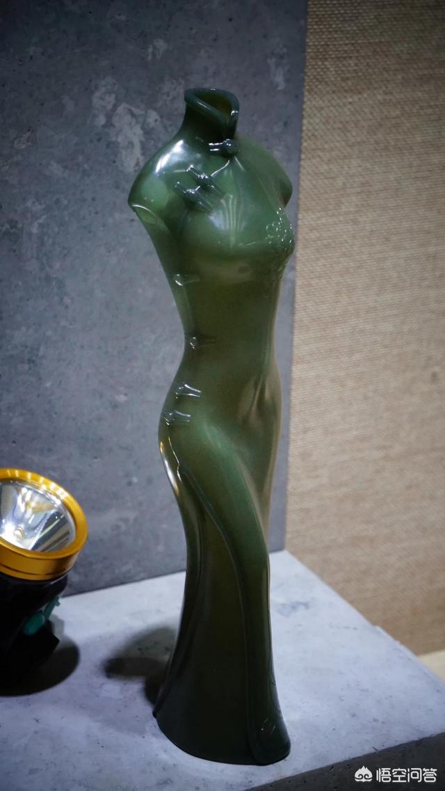 翡翠的雕刻工艺有哪些,如何从雕刻工艺上看玉雕作品好坏？