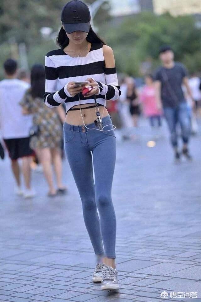 吉克隽逸身高:女明星撞衫照大PK谁漂亮谁尴尬!-