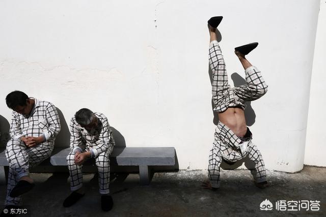 你觉得精神问题普遍吗？比如焦虑或抑郁症是否比癌症更可怕？
