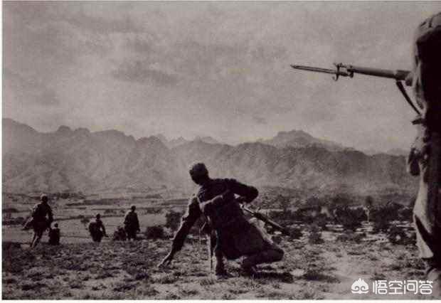 抗战时期，八路军的武器一般都是从哪来的？插图77