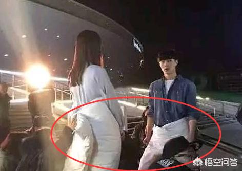 阚清子张睿:哪些演员拍戏时下半身的状态，让你不是辣眼就是忍不住地想爆笑？