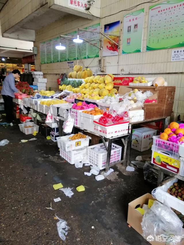 开水果店和水果摊哪个更好些？一开始做有哪些好的进货渠道？