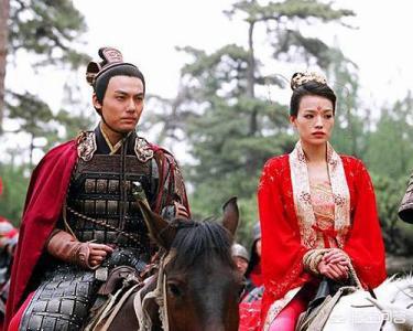 风尘三侠红佛女:《风尘三侠之红拂女》中的杨素为什么把儿子变成战奴？