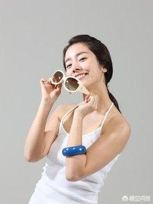 韩智敏:在韩国,韩智敏受欢迎吗?大家认为乖不乖？