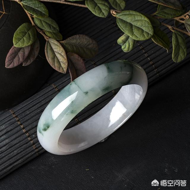 中国玉文化的起源,翡翠文化的起源地是哪里？