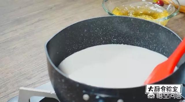 小沙皮狗蛋糕:高颜值食物是否比美味的食物更受欢迎？