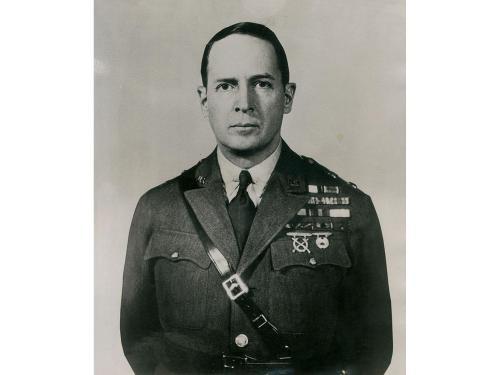 美国五星上将麦克阿瑟是怎样被解职的？为什么？插图28