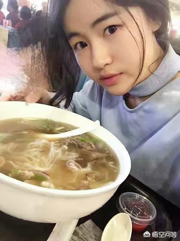 姚贝娜刘欢:刘欢获得2019《歌手》总决赛冠军，你认为他实至名归吗