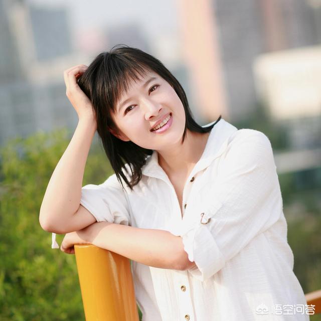 我是全职宝妈,带娃有时心情差极了,有什么方法可以调节紧绷的神经,求推荐？