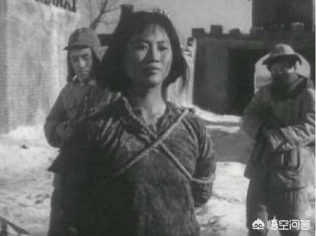 属蛇的名人:传统民俗文化十二生肖中巳蛇拥有哪些属性，巳蛇秉性特征是什么？