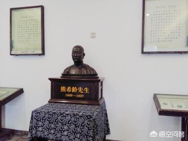 向警予简介:世界上，谁可称作伟大的妈妈？