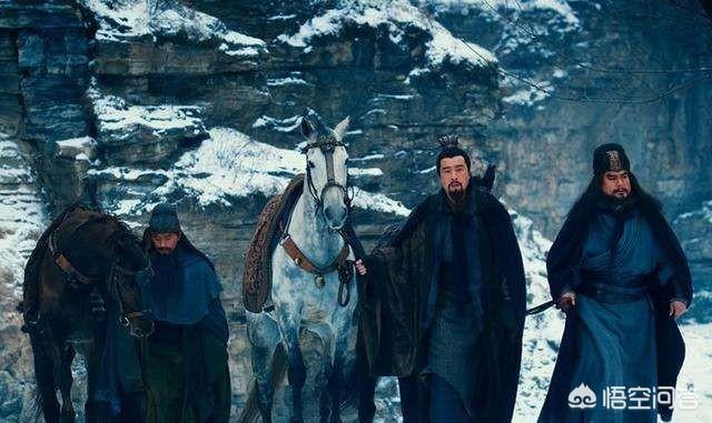 水镜先生说：孔明虽得其主,不得其时。他真的有看透一切预知未来的能力吗？