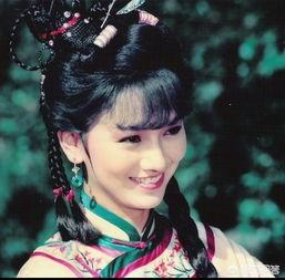 香港娱乐圈中，有哪些女明星是靠“港姐”身份出道的？