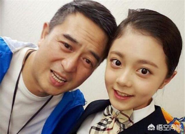 在影视剧中,张嘉译为什么总能捧红他的“闺女”？