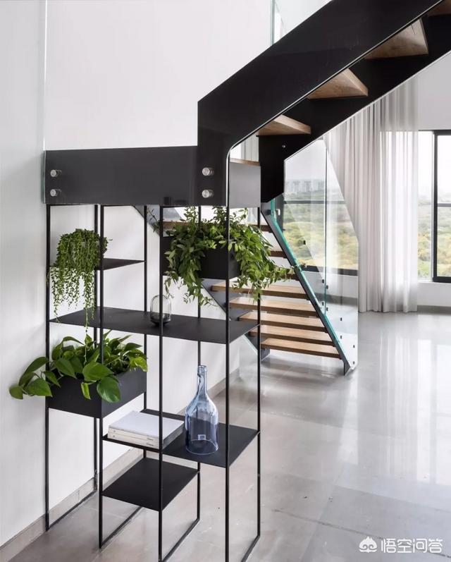 楼梯设计效果图,家里的楼梯该怎么装修才好？