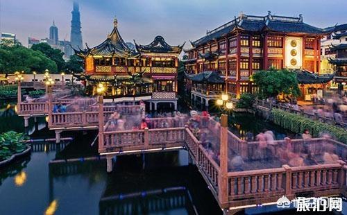 上海城隍庙有哪些地道的上海小吃？
