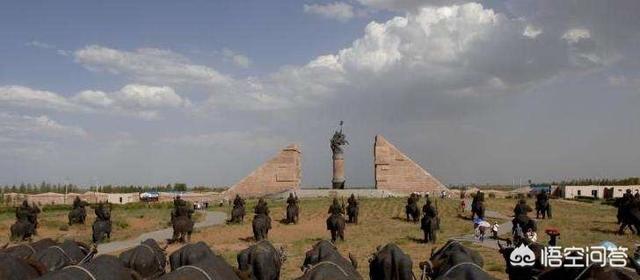 新疆墓地图片，为什么成吉思汗的墓到现在都没有发现