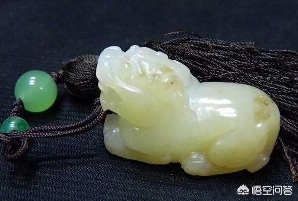 翡翠保养及注意事项,玉石不经常戴，如何保养？